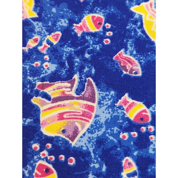 Tropical Fish Ocean Fabric 2.5 Yards Vibrant Colors Blue Background Cotton Blend - Picture 4 of 9